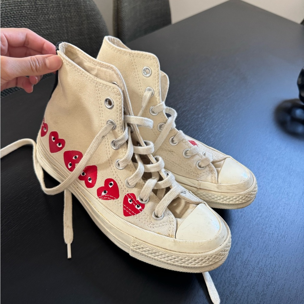 Comme des Garcons PLAY Cream Sneakers with Red Hearts